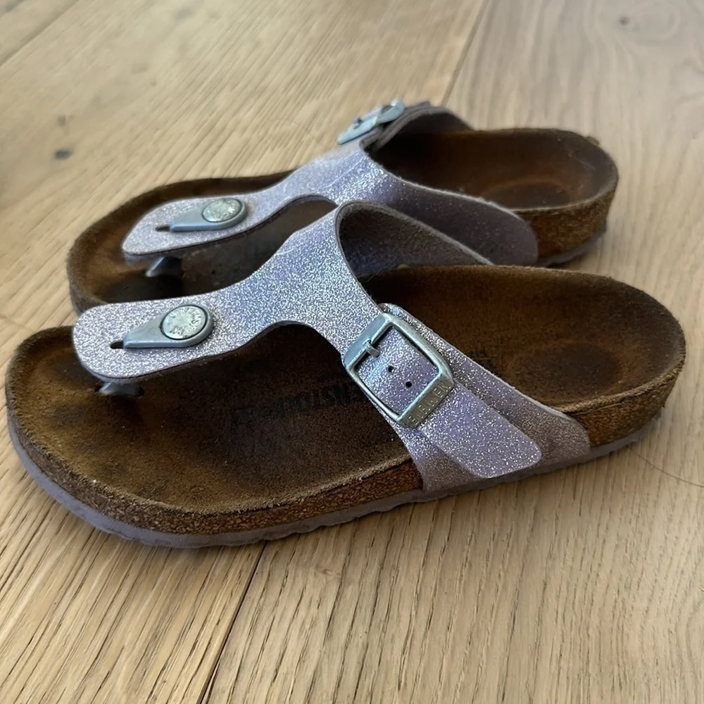 BIRKENSTOCK Gizeh Kids sandal Birko-Flor girls lavender shimmer size 30 c12